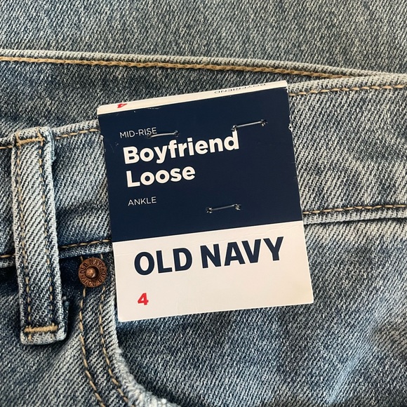 Old Navy Boyfriend Loose Jeans - Picture 2 of 5